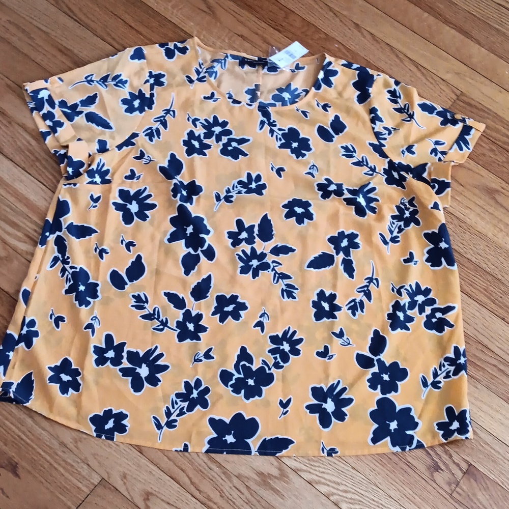 NWT Lane Bryant Floral Print Blouse with Cargo Sleeves ■ Size 18
